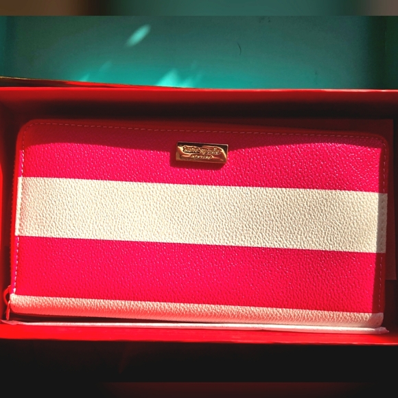Kate Spade New York Pink and White Stripe Wallet Wristlet with Box - Picture 2 of 14